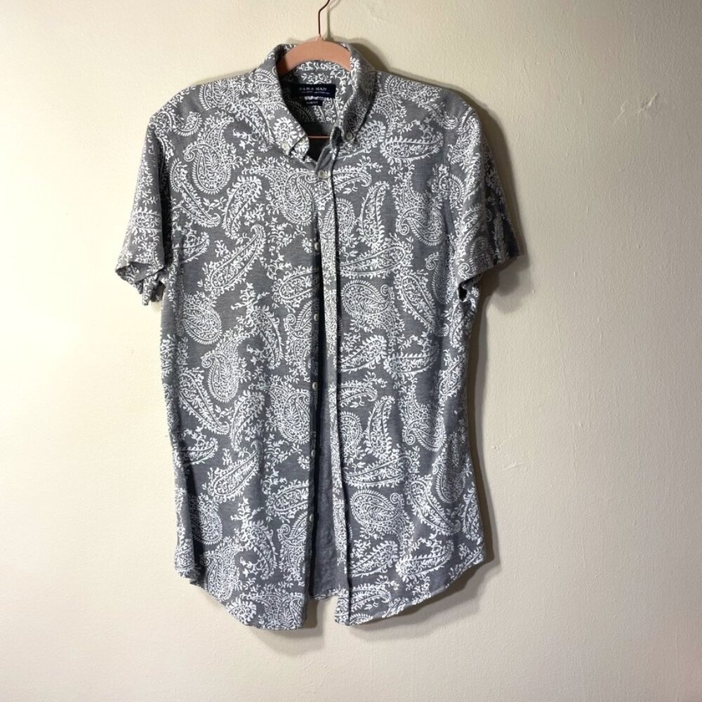 Zara Gray Paisley Short Sleeve Button-Down Shirt